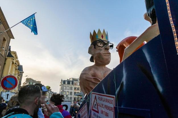 Terceira edição do Bloco Modo Surto promete festa inesquecível com Luísa Sonza no comando do trio elétrico
