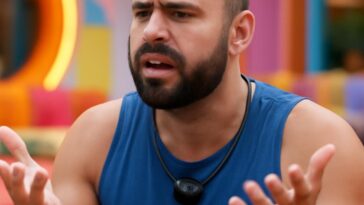 No paredão, Matheus pede que aliados desistam do jogo caso seja eliminado, enquanto enfrenta denúncia por homofobia