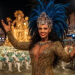 Cantora trans de Embu-Guaçu é destaque do bloco Agrada Gregos no Carnaval paulistano