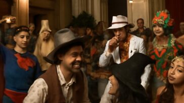 Pré-Carnaval de Fortaleza celebra diversidade com shows, concurso de fantasias e DJ em festa gratuita