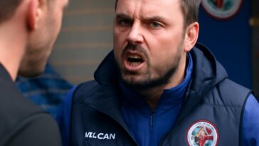 Assistente de equipe técnica é punido com seis jogos de suspensão e multa após insultos homofóbicos em partida de futebol