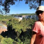 Bloco 'Quem Pede, Pede' reuniu famosos e arrastou grande público no Parque do Ibirapuera