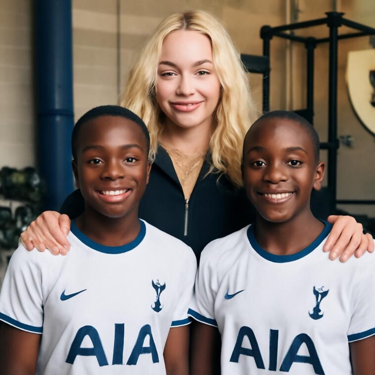 Rainha do pop se torna ‘soccer mom’ e fortalece laços com futebol feminino em Londres