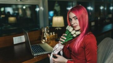 Drag queen relembra momento tenso com Anitta e reforça a importância da parceria na carreira