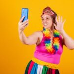 Cantora se posiciona nas redes sociais contra avaliação da escola de samba e reacende discussões sobre o julgamento do Carnaval