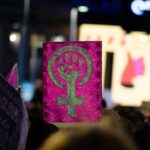 Ícones do drag e ativismo LGBTQIA+ elevam festival com arte, diversidade e empoderamento