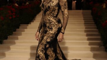 Baile em Nova York celebra a moda como expressão artística com copresidência de Beyoncé e outras estrelas