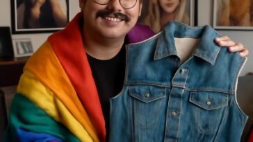 Colecionador adquire peça icônica do clipe 'Gimme More' para celebrar a diva pop, mesmo sem show no Brasil