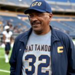 Pai de Beyoncé visita antiga universidade e compartilha memórias da trajetória no basquete