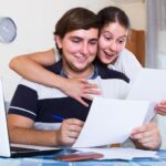 Influenciadora e irmão de Anitta trocam declarações apaixonadas durante viagem romântica