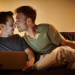 Personagem Fortunato vive conflito e desejo em sequência ousada da novela da HBO Max