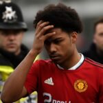 Jack Fletcher, filho de Darren Fletcher, recebeu suspensão e multa por comentário ofensivo em partida sub-21