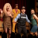 Peça da VSQ Cia de Teatro mistura humor, desejo e conflitos familiares com estética provocadora