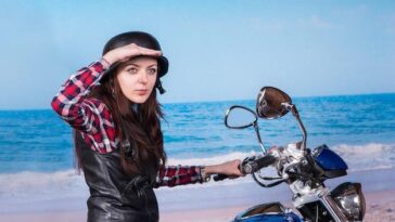 Na França, até a diva Rihanna enfrentou o rigor da lei no trânsito, com resposta firme a seu segurança