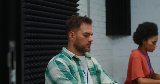 Investigação detalhada revela abuso contra menores de 8 a 12 anos em Tennessee