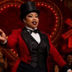 A rapper e vencedora do Grammy traz representatividade e poder ao icônico papel no musical em Nova York