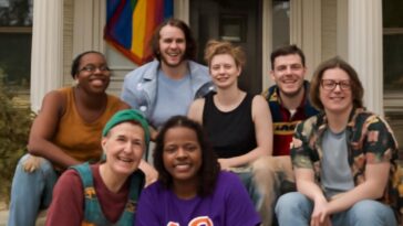 Phi Alpha Gamma surge para preencher vazio de representatividade LGBTQIA+ na vida grega da Universidade de Cincinnati