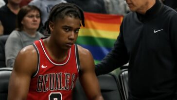 Jogador criticou celebração da NBA ao Mês do Orgulho e foi desligado do time imediatamente
