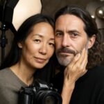 Ícones da fotografia celebram 40 anos com imagens que transformam o amor e a identidade