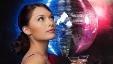 Rainha do pop retorna aos palcos com shows eletrizantes em Saint Paul e Nova York