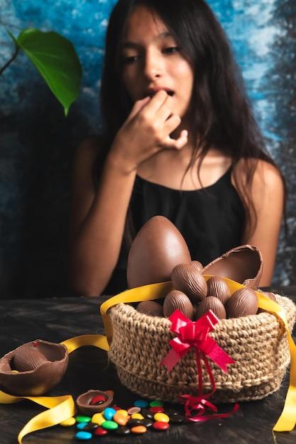 Parceria explosiva entre Anitta e Shakira estreia nesta quinta, antecipando novo álbum 'EQUILIBRIVM'