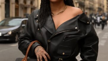 A diva une estilo monocromático e atitude em look sofisticado na cidade luz