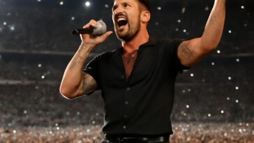 Ícone latino volta à Argentina em apresentação que celebra diversidade e paixão musical