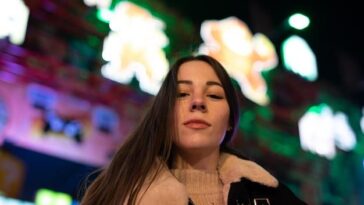 Show icônico nos EUA recebe Anitta, que celebra diversidade e espiritualidade em nova fase