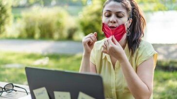 Cantora une funk, samba e bossa nova em parceria que exalta diversidade e união