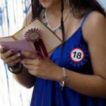 Cantora aposta em experiência sensível e profunda para fãs que apreciam o disco completo