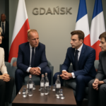 Busca por “pl” cresce com a visita de Emmanuel Macron a Gdańsk e o novo eixo Polônia-França. Entenda o que está em jogo.