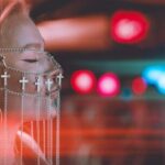 Ícone pop retorna com batidas dançantes e energia LGBTQIA+ em sua aguardada sequência do álbum de 2005