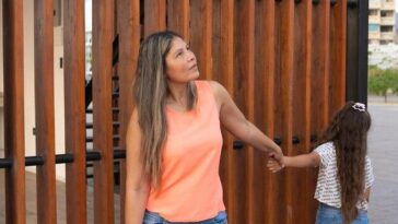 Cantora mostra lar avaliado em R$ 11 milhões e compartilha fé e memórias familiares