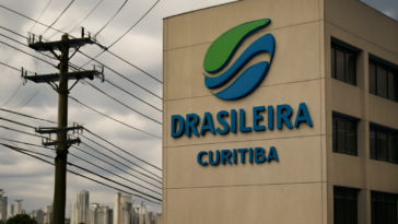 Distribuidora do Paraná ficou entre as últimas da Aneel, mas diz que leitura pode distorcer a qualidade do serviço. Entenda.