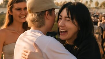 Surpresa no palco celebra fã Billie Eilish com serenata inesquecível de Justin Bieber