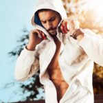 Cantores surpreendem fãs com performance inédita da faixa “Rio” durante show no Brasil