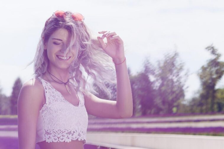 Popstar revela novo trabalho que cresce entre desafios e anuncia turnê após hiato