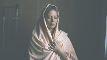 Ícone pop apresenta obra audiovisual inédita que conecta música e narrativa em evento em Nova York, EUA